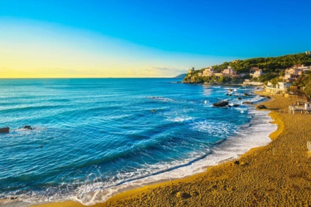 Appartamento A 50 Mt Dal Mare روزينيانو سولفاي المظهر الخارجي الصورة