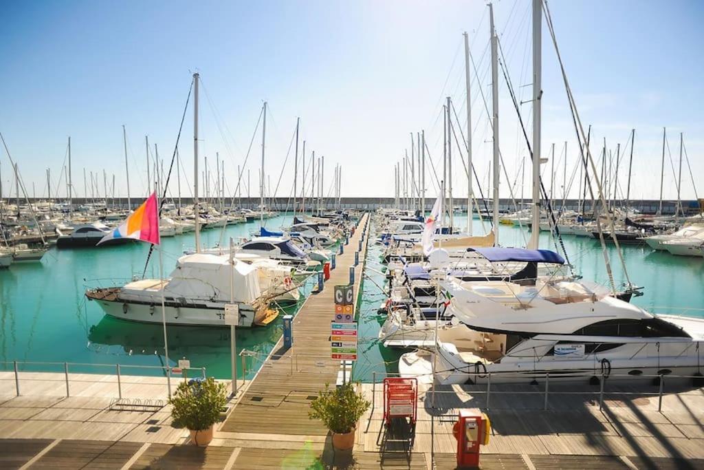 Appartamento A 50 Mt Dal Mare روزينيانو سولفاي المظهر الخارجي الصورة